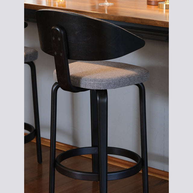 Fila Kitchen Bar Stool