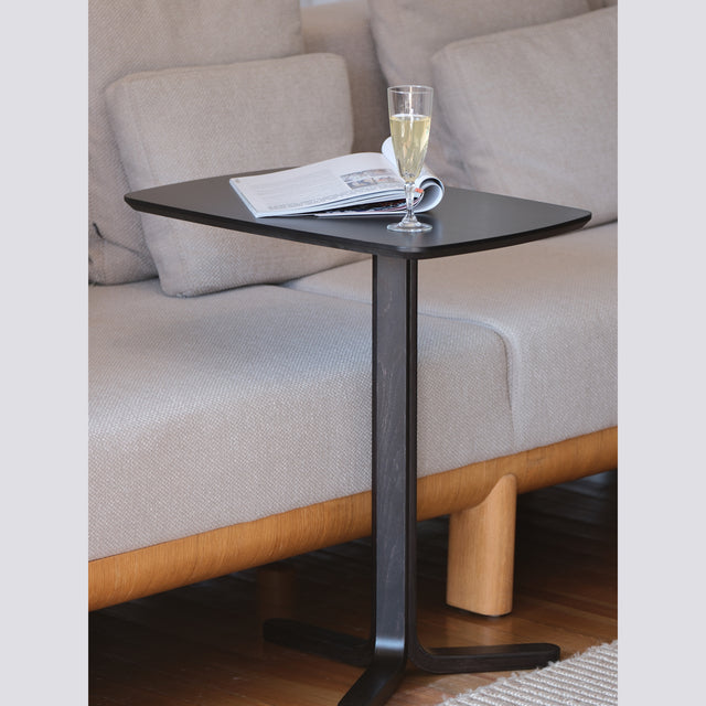 Yanki Side Table